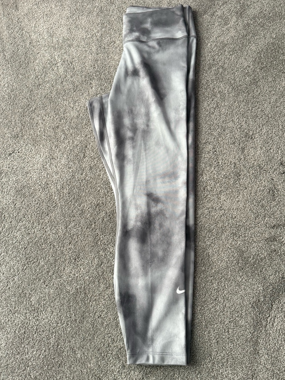Nike Gray/Black Tie-Dye Leggings. NWOT